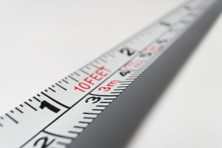 170 cm in Feet